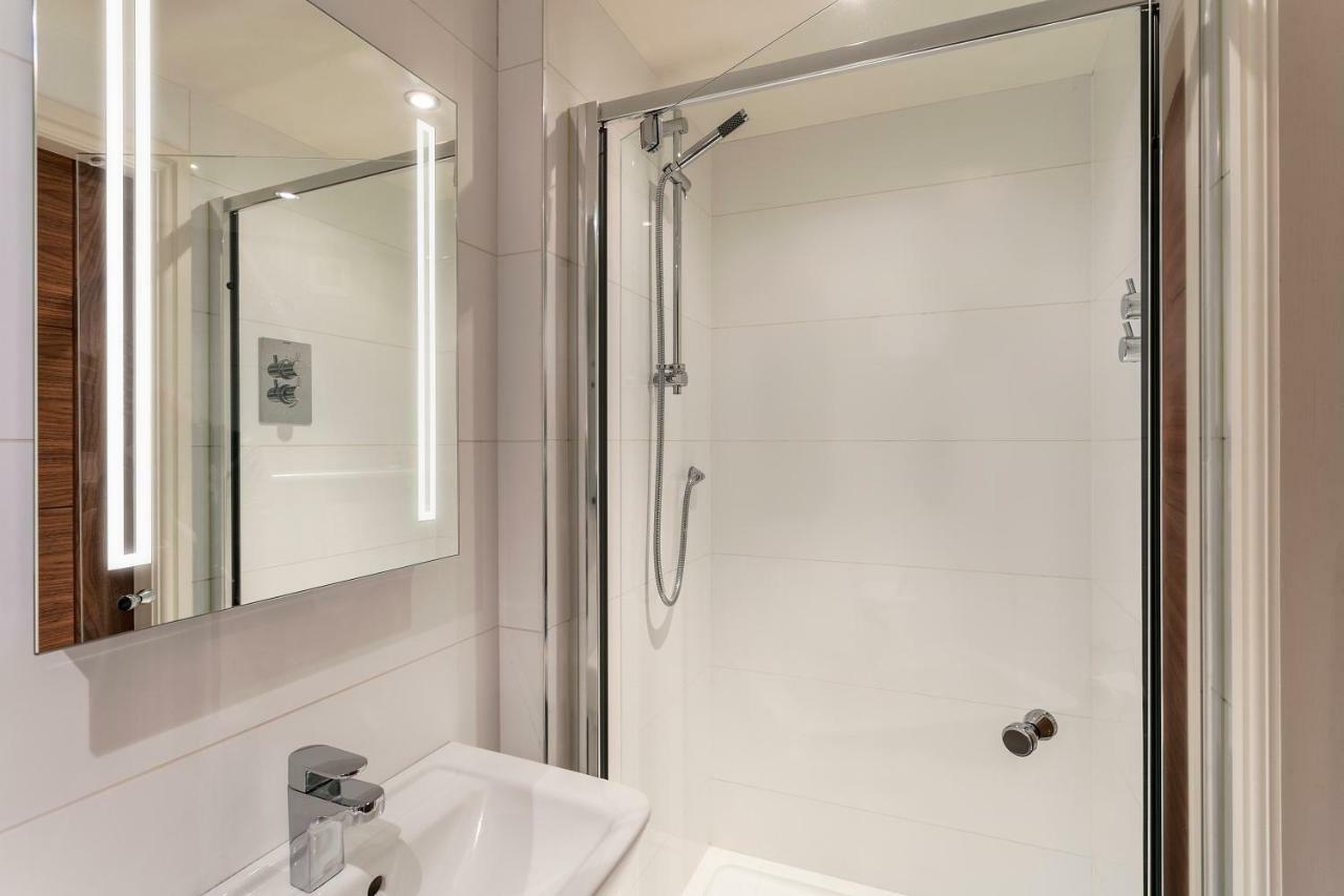 Carus Green Golf Club Townhouse 켄달 외부 사진
