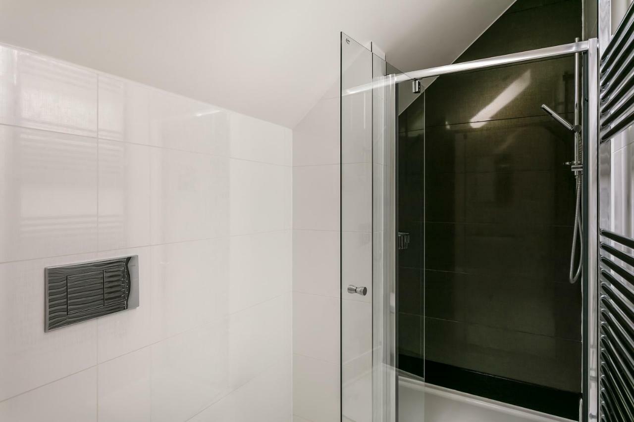 Carus Green Golf Club Townhouse 켄달 외부 사진