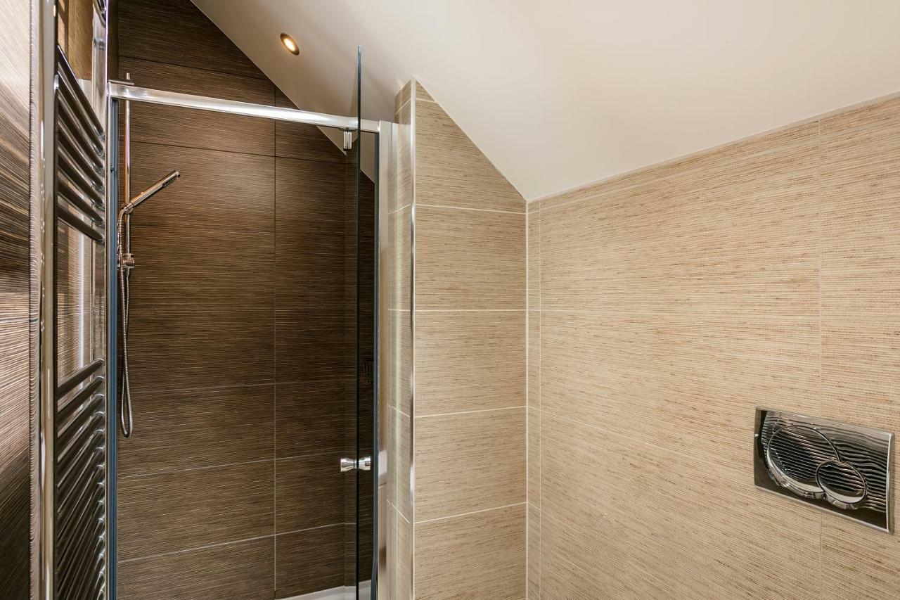 Carus Green Golf Club Townhouse 켄달 외부 사진